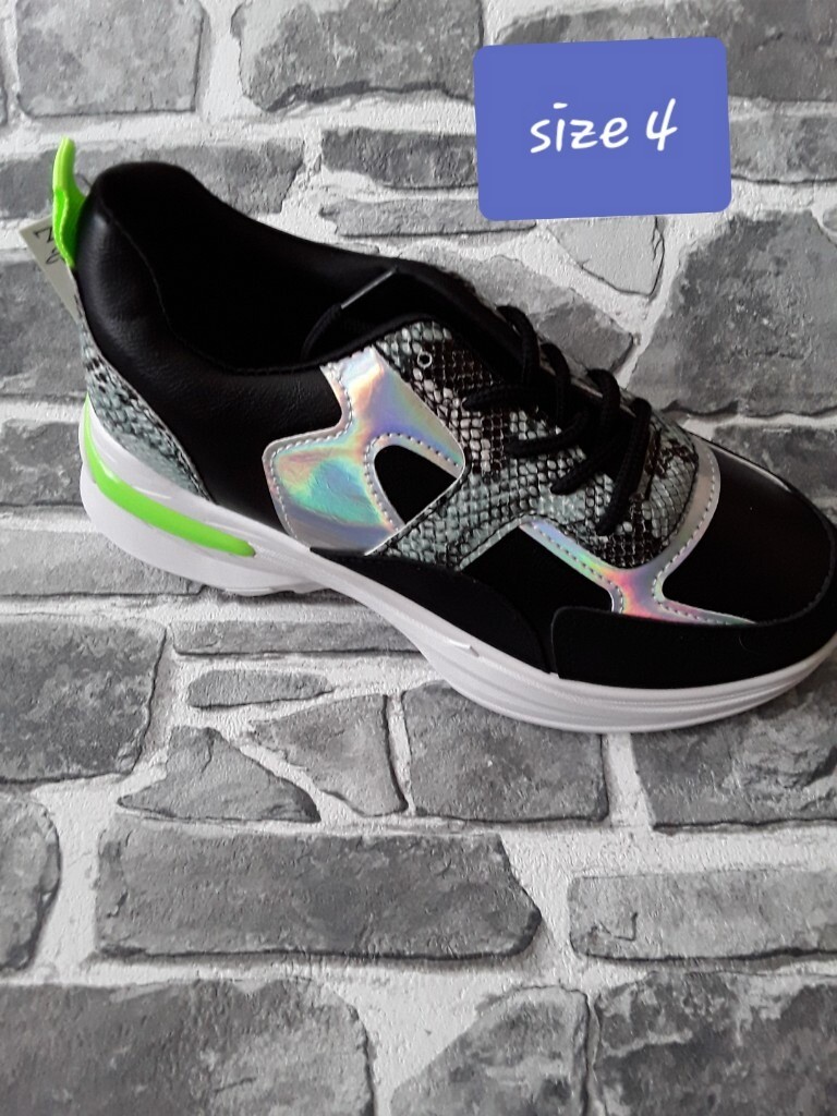 chunky trainers size 4